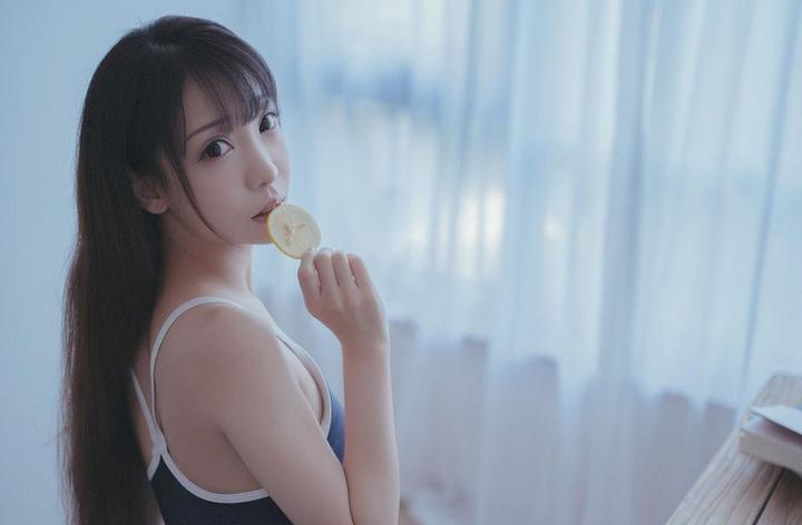 亚洲版AGV工厂应用